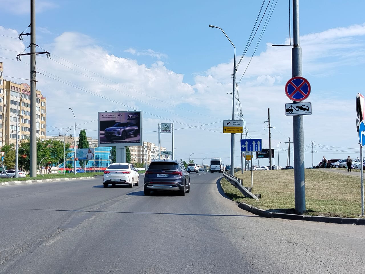 Фотография рекламного носителя, тип: Видеоэкран, адрес: Усть Курдюмская ул., д.1, Саратов, Саратовская область, Россия. Сторона А1 №834874