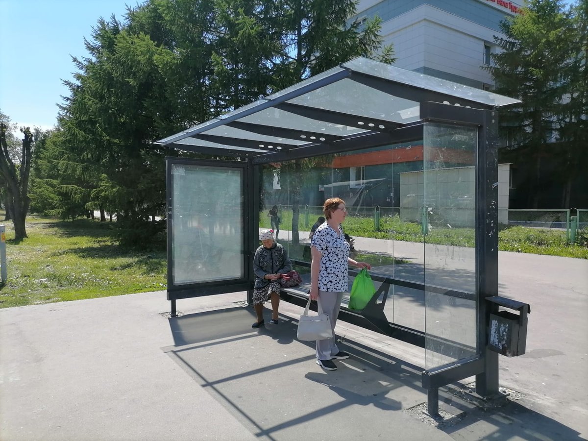 Фотография рекламного носителя, тип: Остановка 1.8x1.2, адрес: Маршала Чуйкова ул., д.56 Х Адоратского ул., Казань, Республика Татарстан, Россия. Сторона А №1006953