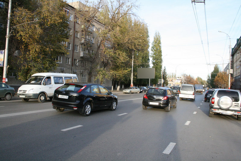 Фотография рекламного носителя, тип: Билборд 3x6, адрес: Чернышевского ул. Х Новоузенская ул., Саратов, Саратовская область, Россия. Сторона B №418379