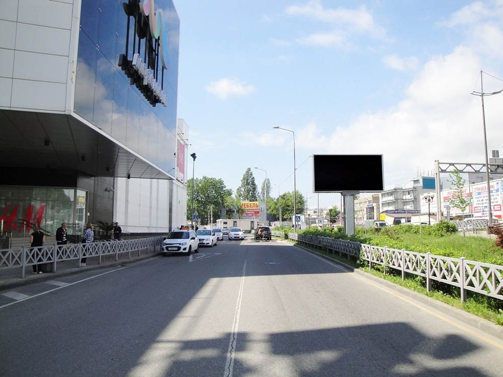 Фотография рекламного носителя, тип: Билборд 3x6, адрес: Донская ул., ТРЦ Моремолл, Сочи, Краснодарский край, Россия. Сторона Б №624732