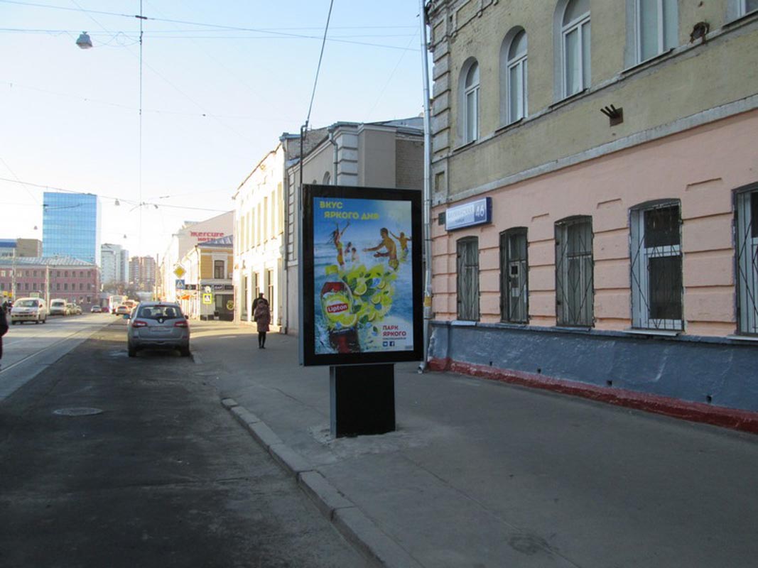 Фотография рекламного носителя, тип: Ситиформат 1.8x1.2, адрес: Бауманская ул., д.46, Москва, Россия. Сторона А1-А6 №503383