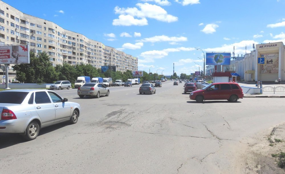 Фотография рекламного носителя, тип: Билборд 3x6, адрес: Ульяновский пр-т., д.1а Х Созидателей пр-т., Ульяновск, Ульяновская область, Россия. Сторона A №690458