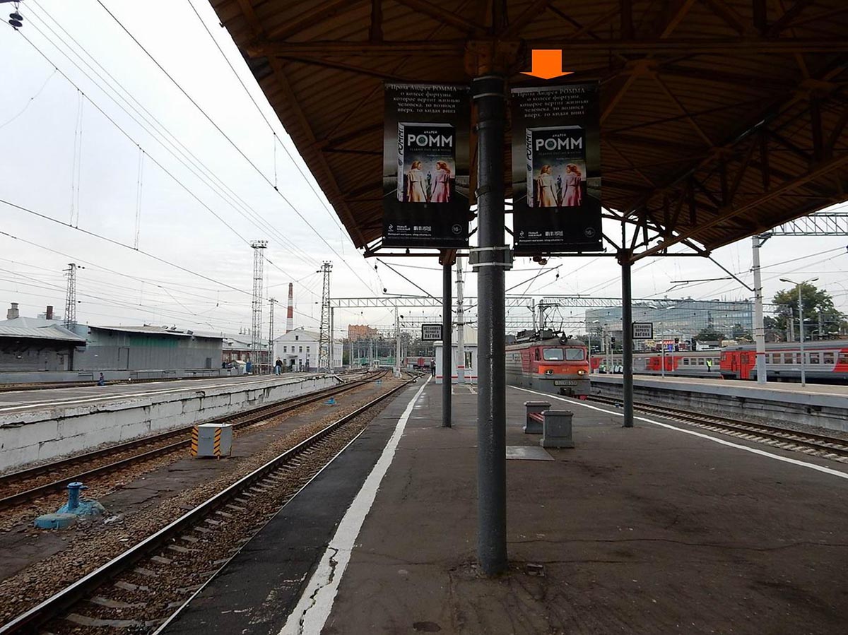 Фотография рекламного носителя, тип: Флаг, адрес: Земляной Вал ул., д.29, платформа №4, поз.115, Москва, Россия. Сторона Б №986004