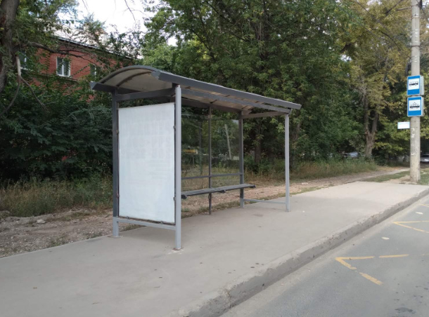 Фотография рекламного носителя, тип: Остановка 1.8x1.2, адрес: Кирова пр., д.24 Х Ветлянская ул., Самара, Самарская область, Россия. Сторона В2 №1079596