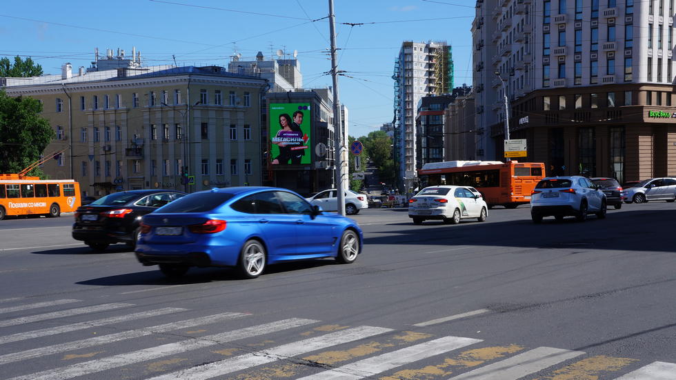Фотография рекламного носителя, тип: Видеоэкран, адрес: Свободы пл., 900м до Кремля, Нижний Новгород, Нижегородская область, Россия. Сторона A1-А10 №847679