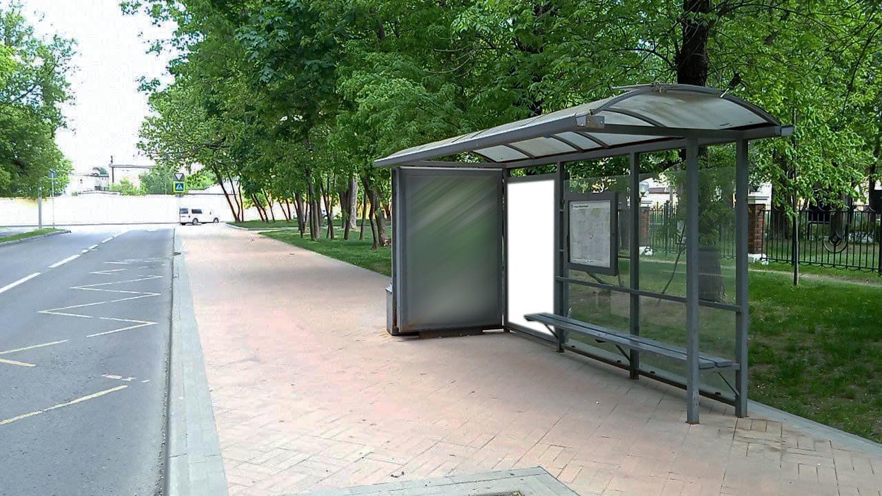 Фотография рекламного носителя, тип: Остановка 1.8x1.2, адрес: Рогова ул., ост. "Максимова ул.", Москва, Россия. Сторона А2 №933414