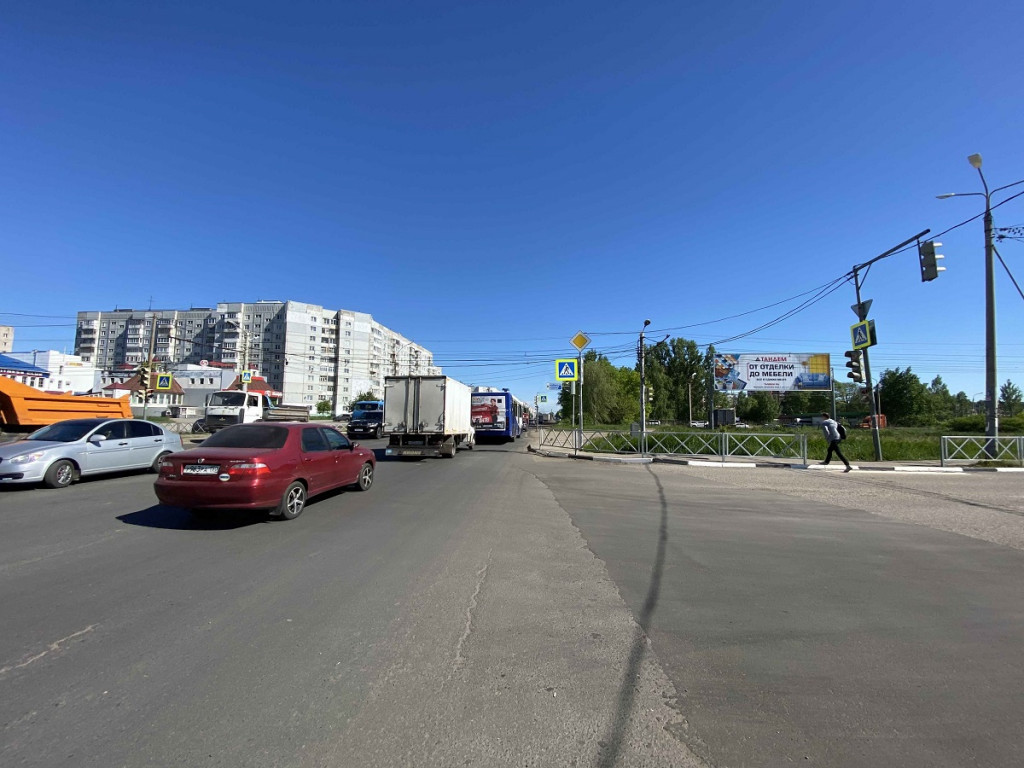 Фотография рекламного носителя, тип: Суперсайт 5x15, адрес: Ленинградский пр-т. Х Бабича ул., Ярославль, Ярославская область, Россия. Сторона A1-A3 №522734