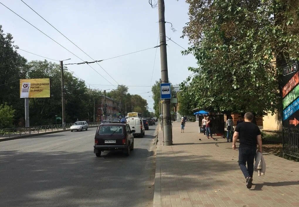 Фотография рекламного носителя, тип: Нестандартный билборд, адрес: Щорса ул., д.38 Х Пугачева ул., Киров, Кировская область, Россия. Сторона Б №840276