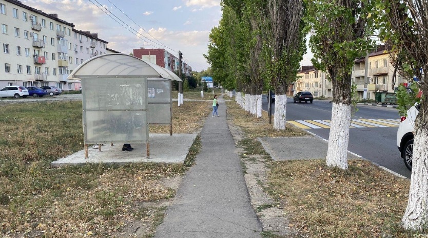 Фотография рекламного носителя, тип: Остановка 1.4x1.6, адрес: Фирстова ул., д.53, Вольск, Саратовская область, Россия. Сторона Б №1078462