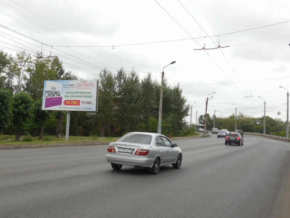 Фотография рекламного носителя, тип: Билборд 3x6, адрес: Лизы Чайкиной ул., д.3, Омск, Омская область, Россия. Сторона В №1009994