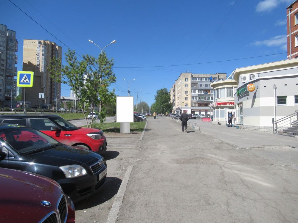 Фотография рекламного носителя, тип: Ситиформат 1.8x1.2, адрес: Революции ул., д.7, Пермь, Пермский край, Россия. Сторона A1-A5 №755907