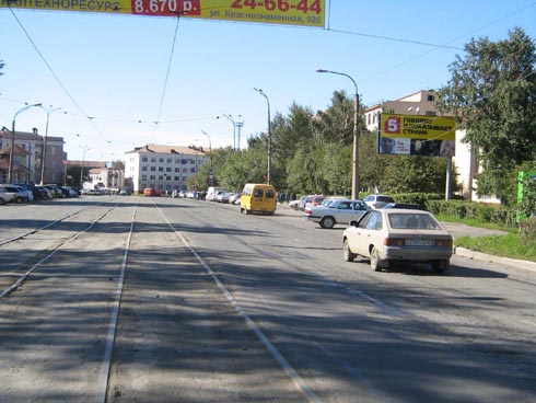 Фотография рекламного носителя, тип: Билборд 3x6, адрес: Индустриальная ул., Телекон, Нижний Тагил, Свердловская область, Россия. Сторона A №484598