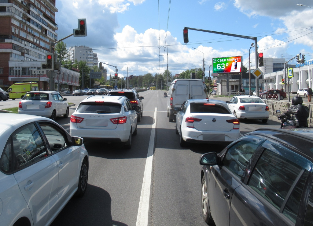Фотография рекламного носителя, тип: Билборд 3x6, адрес: Московский пр-кт. Х Силикатное ш., Автовокзал, Ярославль, Ярославская область, Россия. Сторона А12 №832517