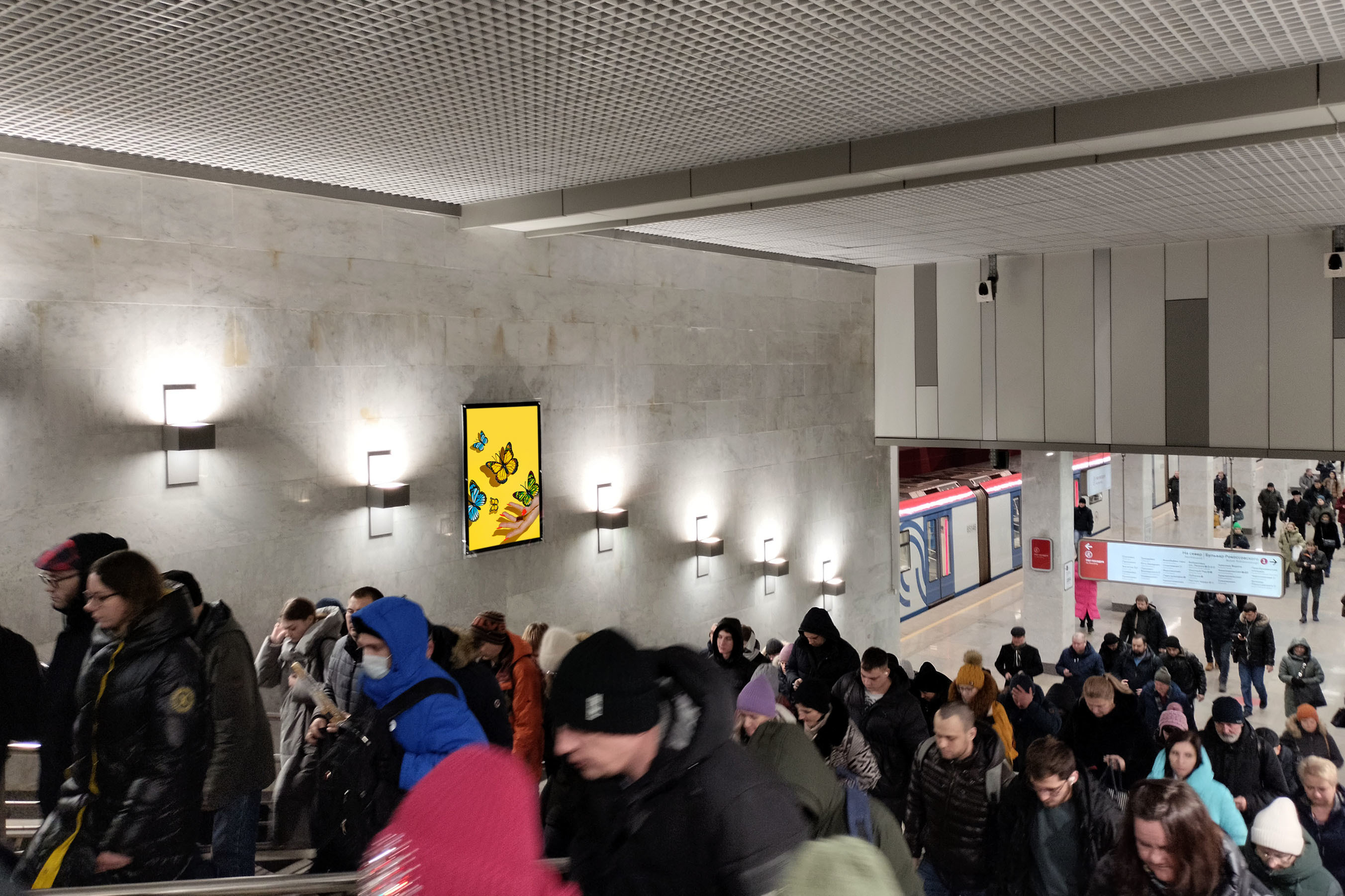 Фотография рекламного носителя, тип: Кристалайт, адрес: Станция метро «Новомосковская», линия Сокольническая линия, Москва, Россия. Сторона/вариант A №1055301