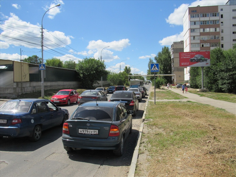 Фотография рекламного носителя, тип: Билборд 3x6, адрес: Академика Антонова ул. Х Бардина ул., д.1, Саратов, Саратовская область, Россия. Сторона А №819216