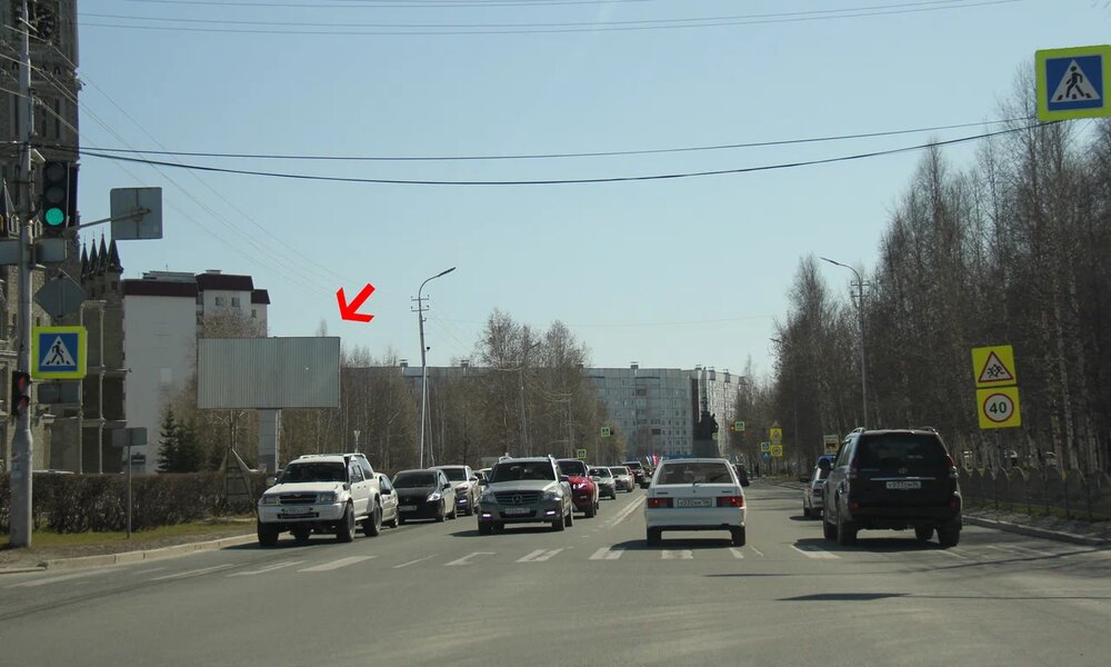 Фотография рекламного носителя, тип: Билборд 3x6, адрес: Островского ул., д.14/2, Сургут, Ханты-Мансийский автономный округ – Югра, Россия. Сторона Б №1068435