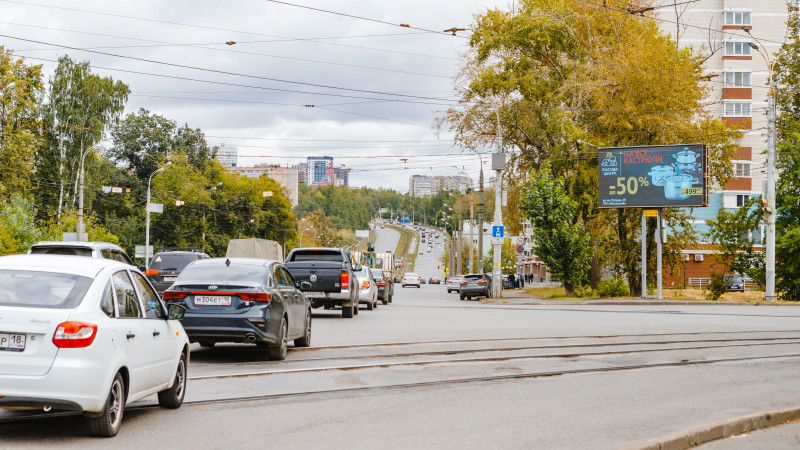 Фотография рекламного носителя, тип: Билборд 3x6, адрес: Ленина ул. Х Орджоникидзе ул., Ижевск, Республика Удмуртия, Россия. Сторона A1-А10 №671002