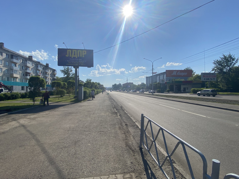 Фотография рекламного носителя, тип: Билборд 3x6, адрес: Красноярский Рабочий пр-т., д.111, Красноярск, Красноярский край, Россия. Сторона Б №758116