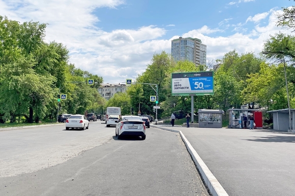 Фотография рекламного носителя, тип: Билборд 3x6, адрес: Калинина ул., д.55, Владивосток, Приморский край, Россия. Сторона A1-А3 №526109