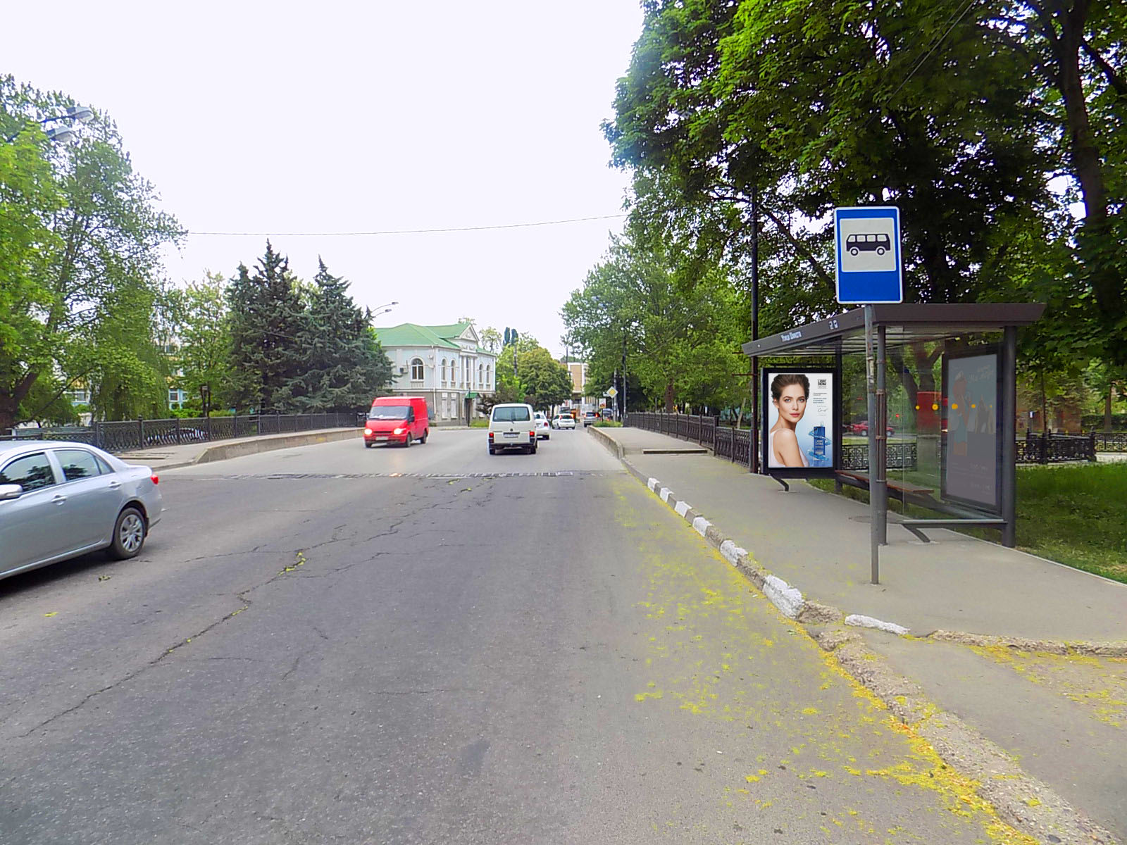 Фотография рекламного носителя, тип: Остановка 1.8x1.2, адрес: Шмидта ул., д.3, Симферополь, Республика Крым, Россия. Сторона A1 №824340