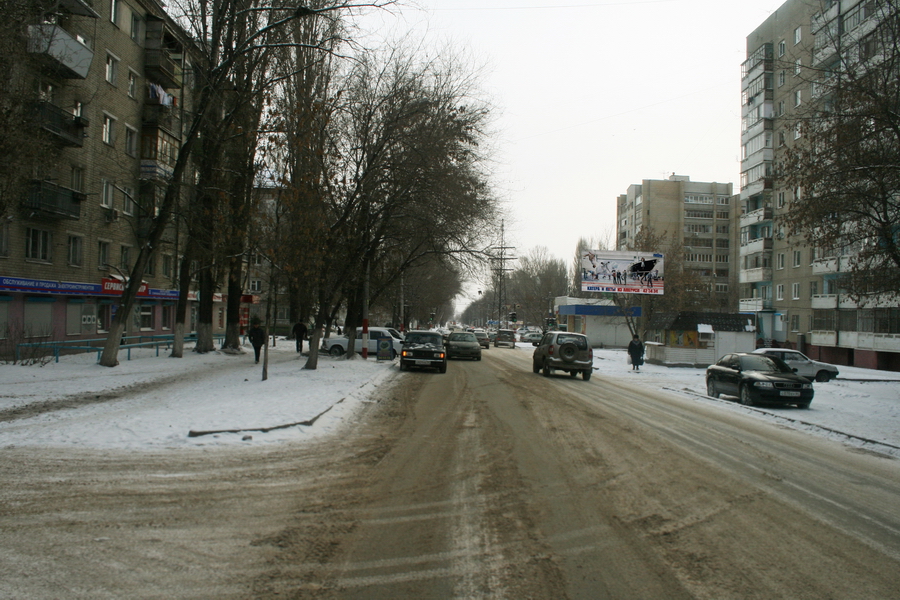 Фотография рекламного носителя, тип: Билборд 3x6, адрес: Пензенская ул. Х Энтузиастов пр-т., Саратов, Саратовская область, Россия. Сторона A №418534