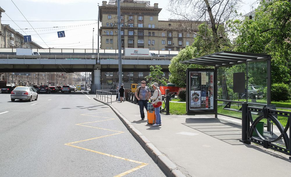 Фотография рекламного носителя, тип: Остановка 1.8x1.2, адрес: Мира пр-т., ост. Рижский вокзал, поз.1, Москва, Россия. Сторона А №335011