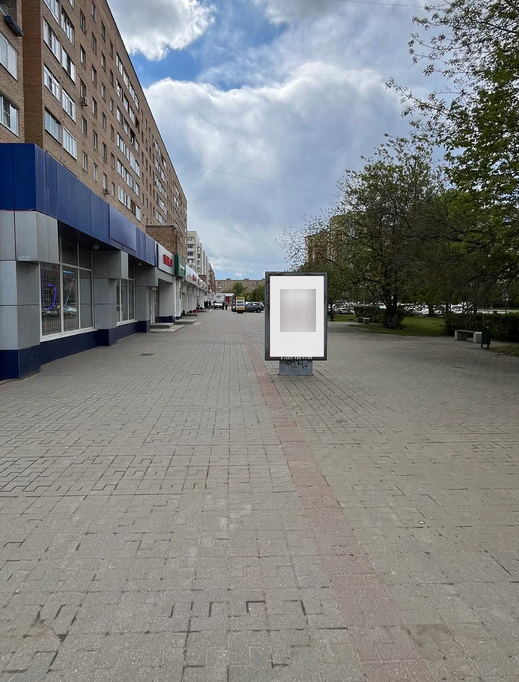 Фотография рекламного носителя, тип: Ситиформат 1.8x1.2, адрес: Центральный б-р., д.3, поз.4, Орехово-Зуево, Московская область, Россия. Сторона A №1097077