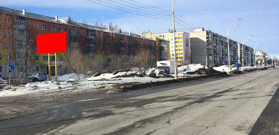 Фотография рекламного носителя, тип: Билборд 3x6, адрес: Мира ул. Х Ханты-Мансийская ул., Нижневартовск, Ханты-Мансийский автономный округ – Югра, Россия. Сторона Б №676263