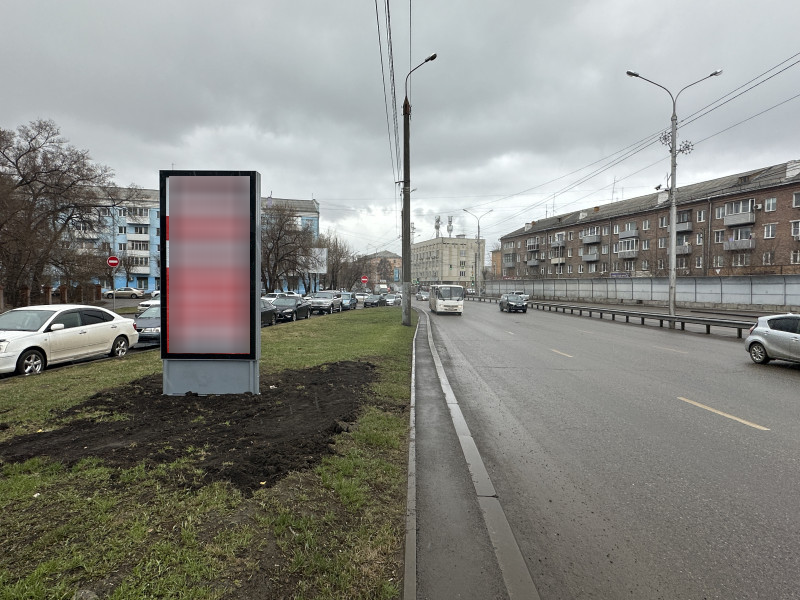 Фотография рекламного носителя, тип: Пиллар 3x1.4, адрес: Мичурина ул., д.2е, Красноярск, Красноярский край, Россия. Сторона Б №1098008