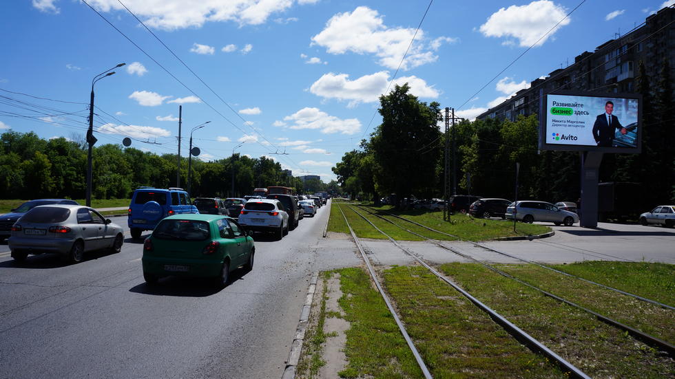 Фотография рекламного носителя, тип: Билборд 3x6, адрес: Коминтерна ул., д.10, Нижний Новгород, Нижегородская область, Россия. Сторона A1-A10 №768918