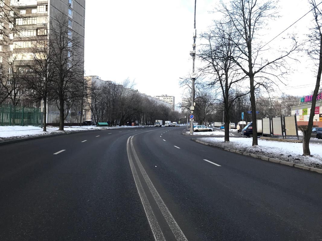 Фотография рекламного носителя, тип: Афиша 1.75x1.8, адрес: Матвеевская ул., д.18, корп.1, стенд 1, Москва, Россия. Сторона А1 №865405