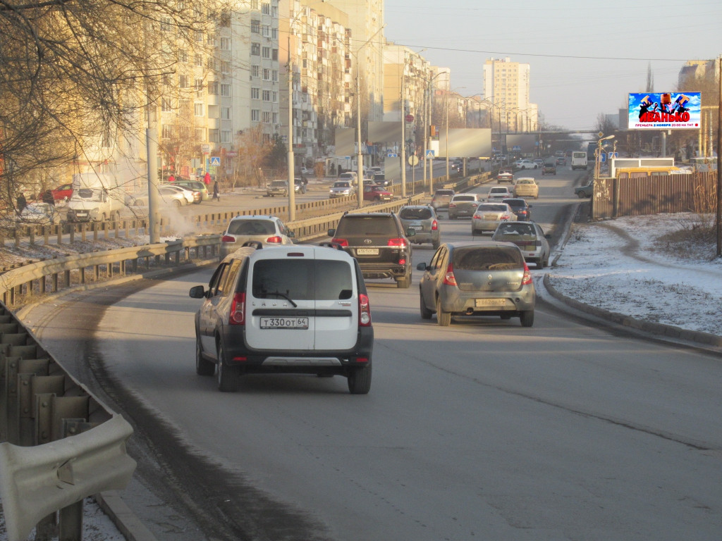 Фотография рекламного носителя, тип: Билборд 3x6, адрес: Тархова ул., д.10 Х Бардина ул., Саратов, Саратовская область, Россия. Сторона А12 №819327