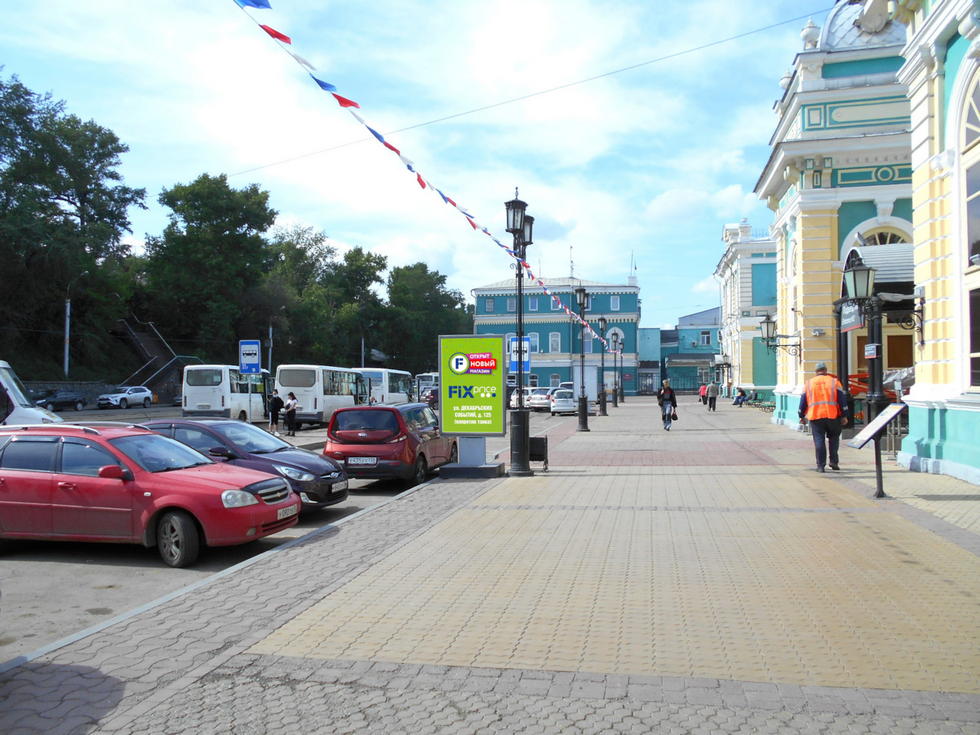 Фотография рекламного носителя, тип: Ситиформат 1.8x1.2, адрес: Иркутск-Пассажирский Х Привокзальная пл., поз.3, Иркутск, Иркутская область, Россия. Сторона А №836487