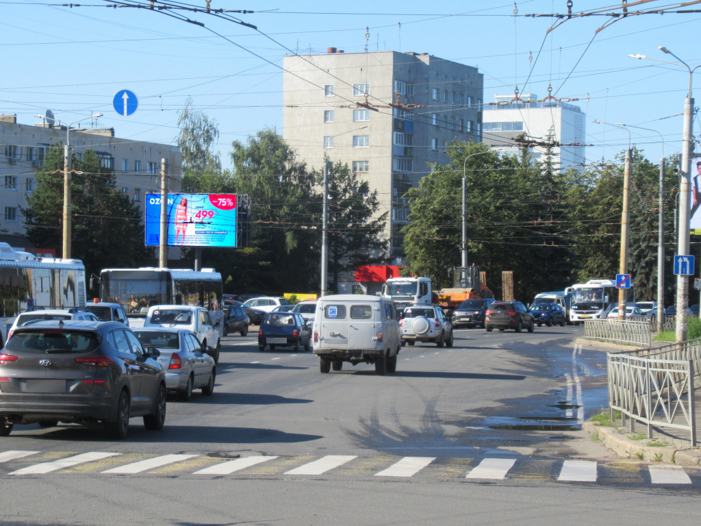 Фотография рекламного носителя, тип: Билборд 3x6, адрес: Подлипаева ул., д.3 Х Советская ул., Кострома, Костромская область, Россия. Сторона Б12 №972497