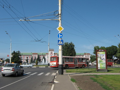 Фотография рекламного носителя, тип: Пиллар 3x1.4, адрес: Интернациональная ул., д.93, Тамбов, Тамбовская область, Россия. Сторона А №460623