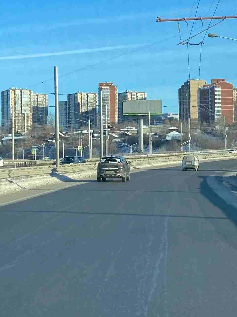 Фотография рекламного носителя, тип: Суперсайт 4x12, адрес: Октябрьский округ, Развязка академического моста, Иркутск, Иркутская область, Россия. Сторона Б1-Б10 №1060811