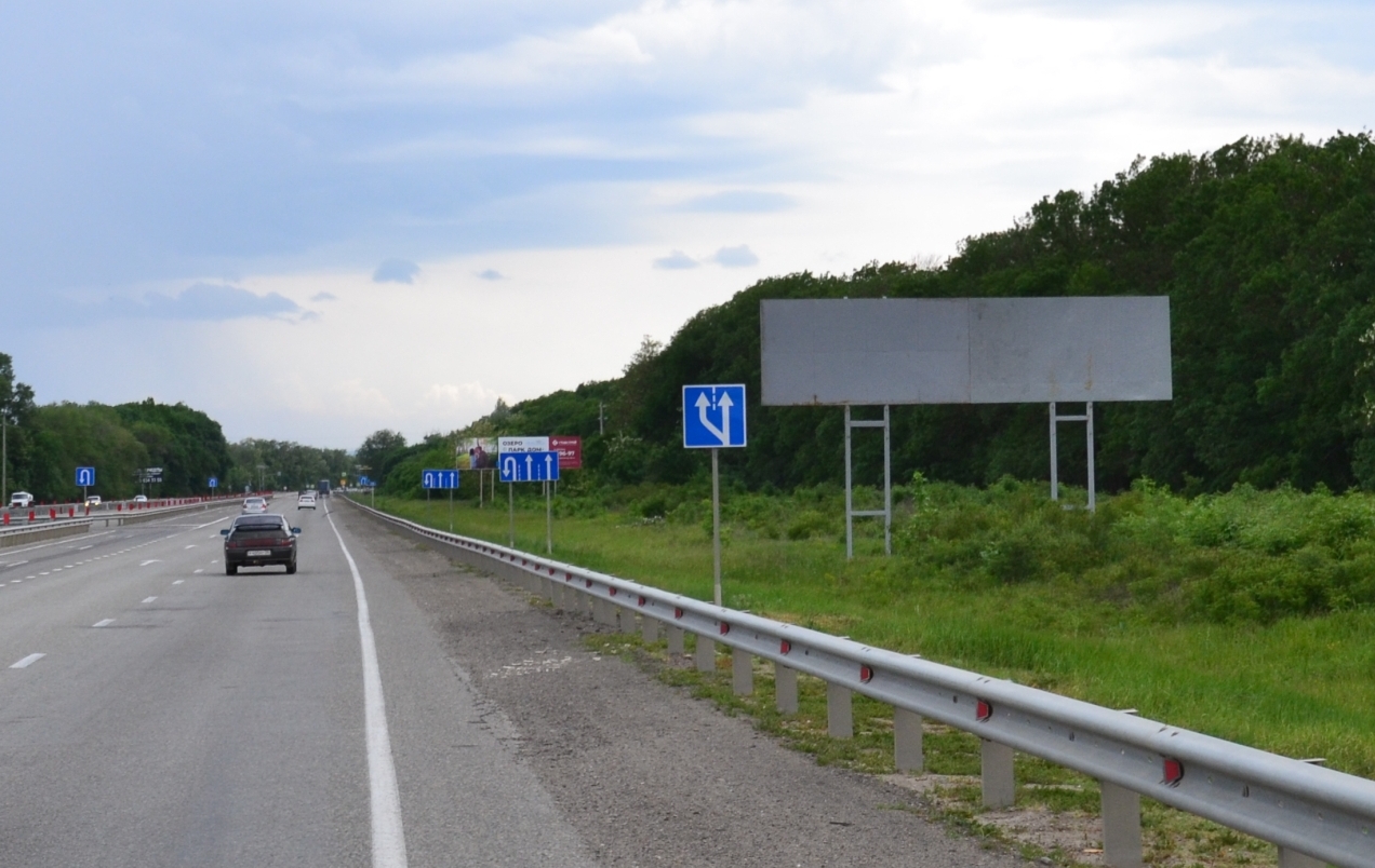 Фотография рекламного носителя, тип: Суперсайт 3x12, адрес: Кавказ а/д, 233 750м, справа, Невинномысск, Ставропольский край, Россия. Сторона A №1041940