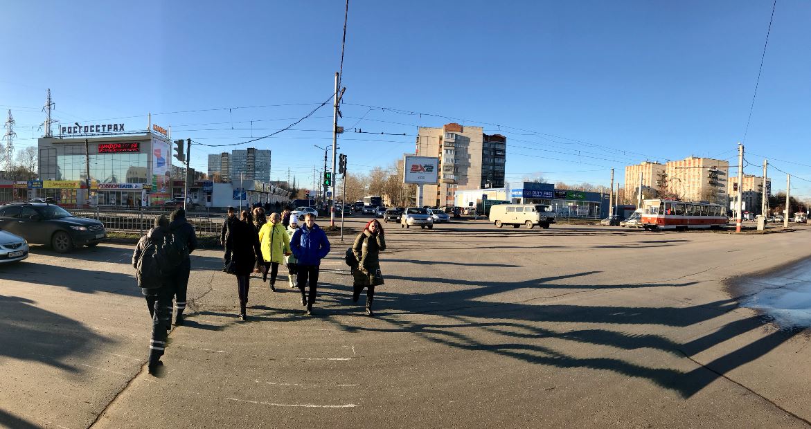 Фотография рекламного носителя, тип: Нестандартный билборд, адрес: Промышленная ул. Х Рябикова ул., Ульяновск, Ульяновская область, Россия. Сторона A1-А10 №1044092