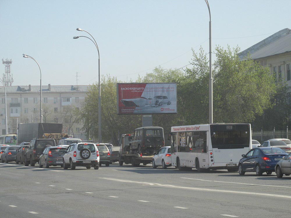 Фотография рекламного носителя, тип: Билборд 3x6, адрес: Кузнецкий пр-т., д.36, Кемерово, Кемеровская область, Россия. Сторона А1-А3 №846891