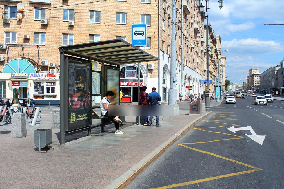 Фотография рекламного носителя, тип: Остановка 1.8x1.2, адрес: Комсомольская пл., д.5, Москва, Россия. Сторона А2 №335567