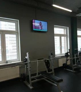 Фотография рекламного носителя, тип: Видеоэкран, адрес: Фитнес-центр «Fitness House в Мурино», Мурино пос., Шувалова ул., д.11, Ленинградская область, Россия. Сторона/вариант 5 №981211