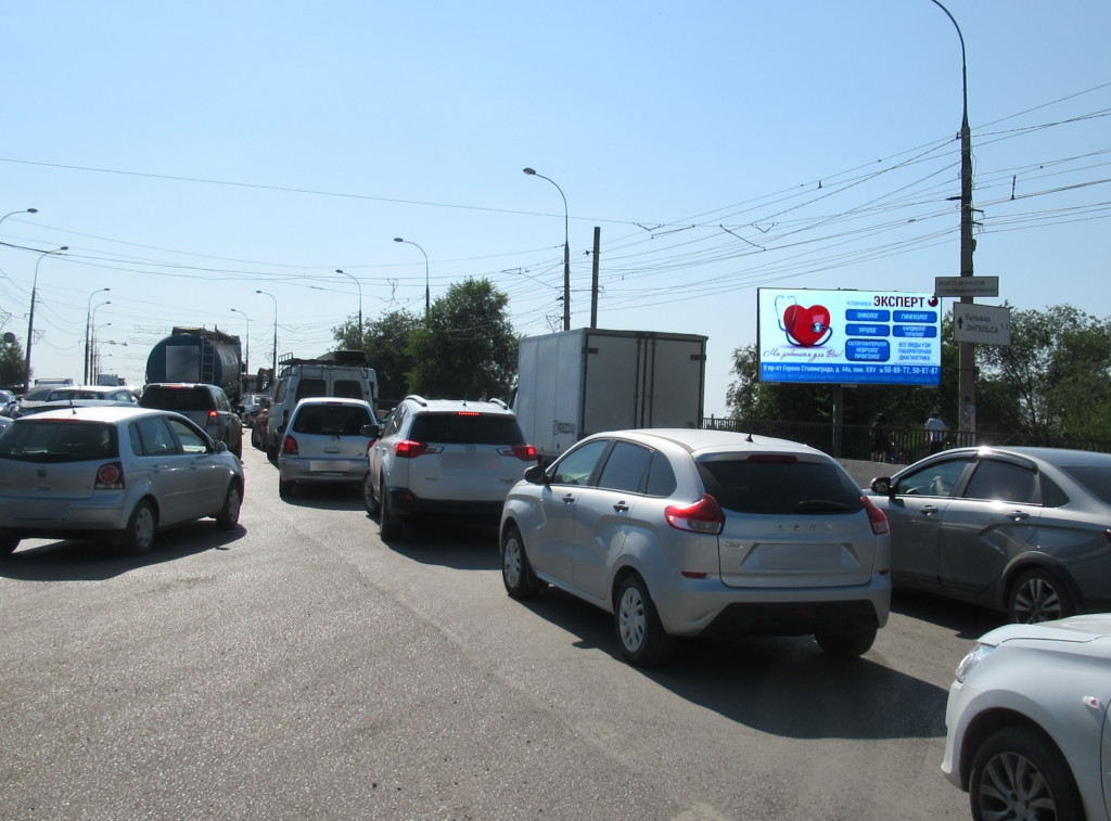Фотография рекламного носителя, тип: Билборд 3x6, адрес: Героев Сталинграда пр-т. Х ул.Фадеева, Волгоград, Волгоградская область, Россия. Сторона А12 №793831