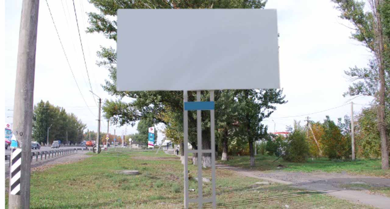 Фотография рекламного носителя, тип: Билборд 3x6, адрес: Харьковская ул., д.100, на 890 470 м, Новошахтинск, Ростовская область, Россия. Сторона А №1093614