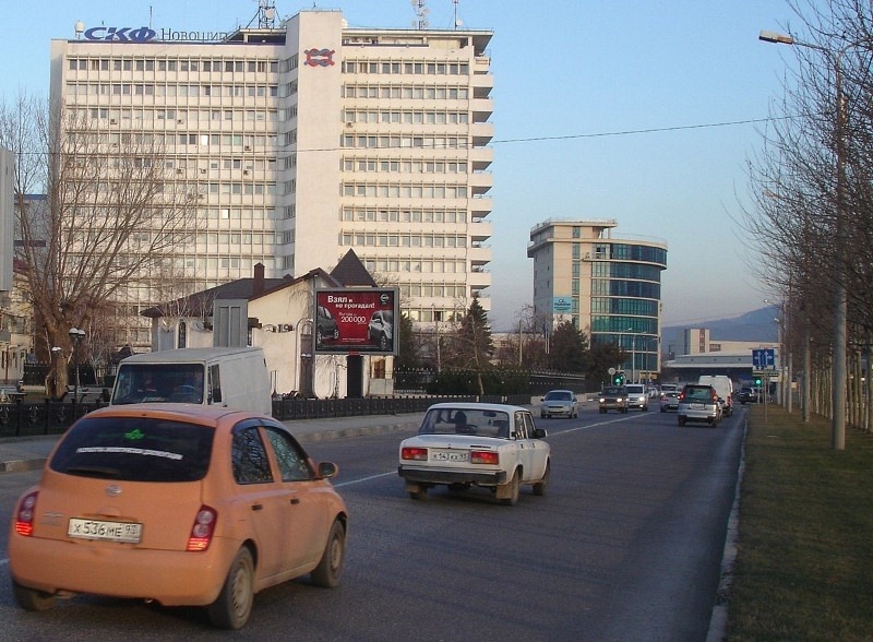 Фотография рекламного носителя, тип: Ситиборд 2.7x3.7, адрес: Мира ул. Х Свободы ул., Новороссийск, Краснодарский край, Россия. Сторона Б №599567