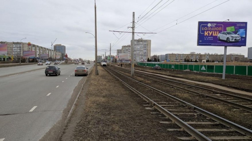 Фотография рекламного носителя, тип: Билборд 3x6, адрес: Набережночелнинский пр-т., съезд с моста, Набережные Челны, Республика Татарстан, Россия. Сторона A №685861