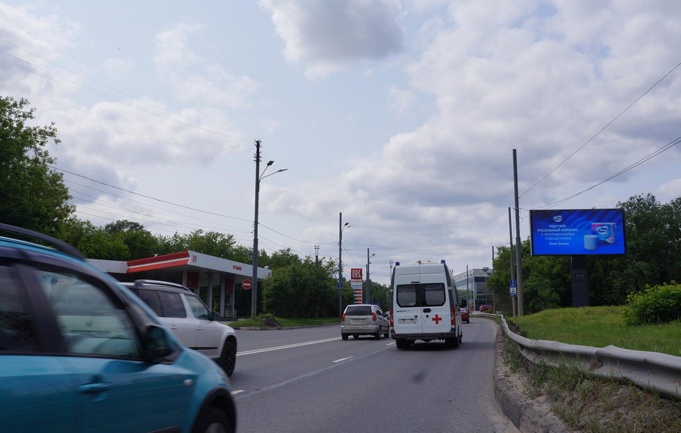 Фотография рекламного носителя, тип: Билборд 3x6, адрес: Надежды Сусловой ул., АЗС Лукйол, Нижний Новгород, Нижегородская область, Россия. Сторона A1-А10 №993261