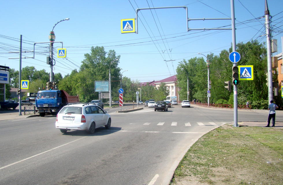 Фотография рекламного носителя, тип: Ситиборд 2.7x3.7, адрес: Ширямова ул. Х Дорожная ул., Иркутск, Иркутская область, Россия. Сторона Б1-Б5 №330484