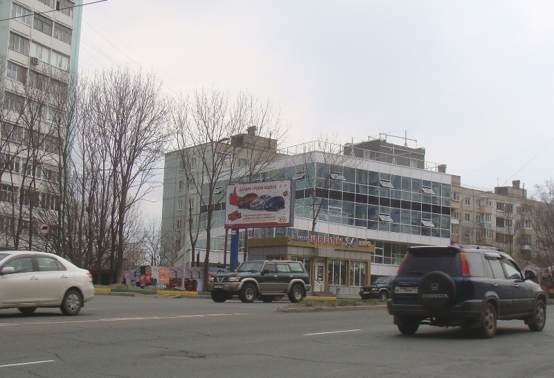 Фотография рекламного носителя, тип: Билборд 3x6, адрес: Кр. Знамени пр-т., д.73, Владивосток, Приморский край, Россия. Сторона Б №774810