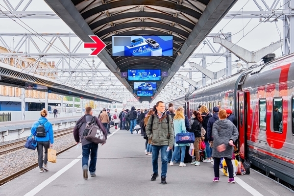 Фотография рекламного носителя, тип: Видеоэкран, адрес: ЖД вокзал «Московский», Невский пр-т., д.85, Санкт-Петербург, Россия. Сторона/вариант A1 №1060527