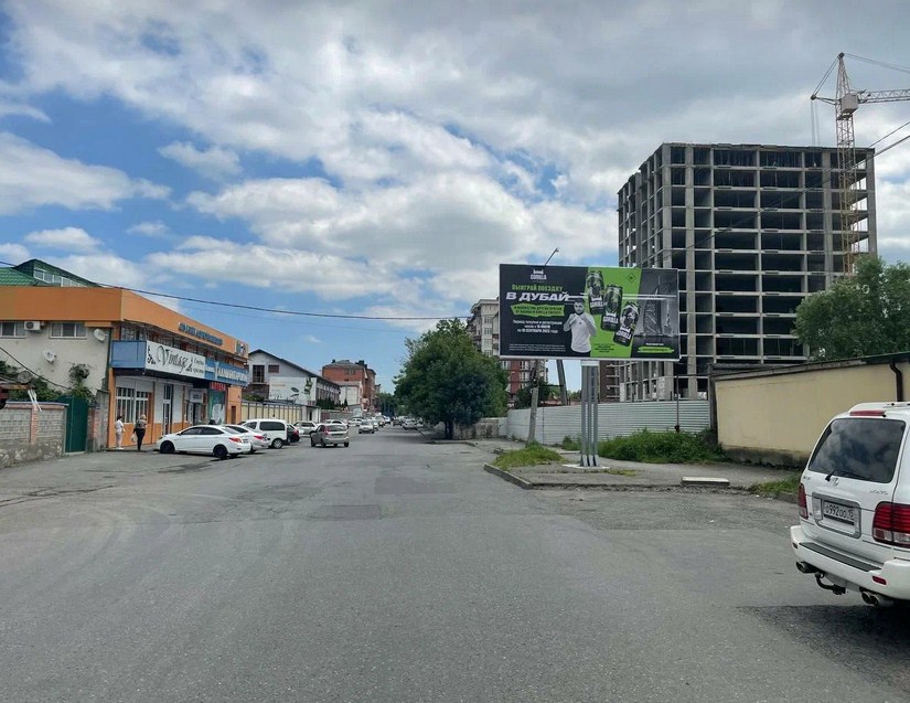 Фотография рекламного носителя, тип: Билборд 3x6, адрес: Первомайская ул., д.27, Владикавказ, Республика Северная Осетия – Алания, Россия. Сторона А №1058189
